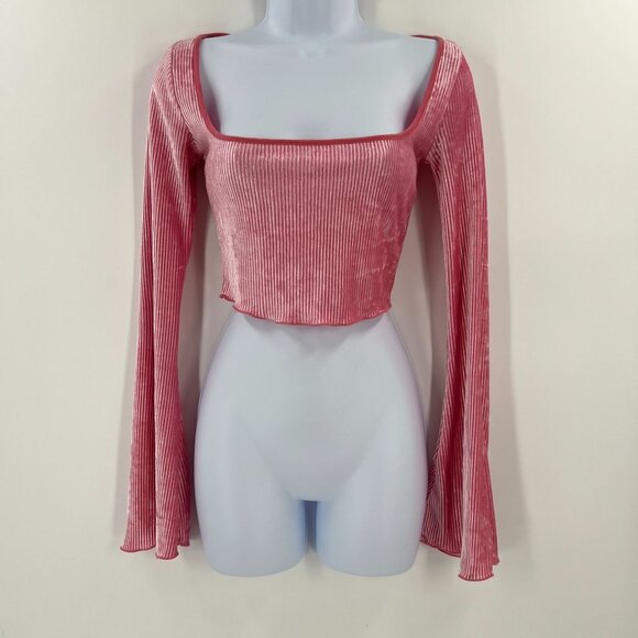 UO Out From Under XS Pink Velvet Bell Sleeve Crop Top Ribbed Square Neck Y2K - Picture 14 of 14